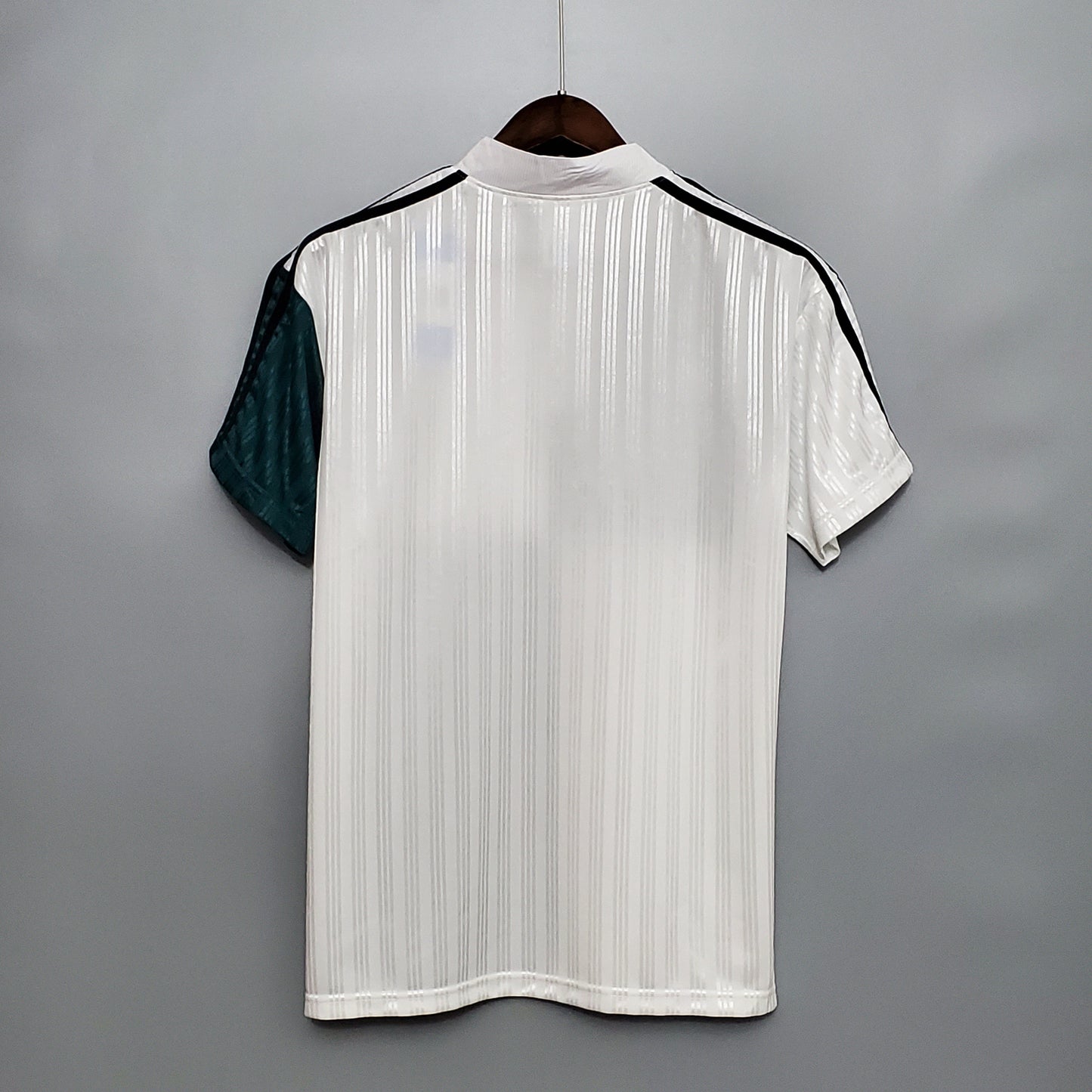 LIVERPOOL I 95/96 HOMBRE (RETRO)