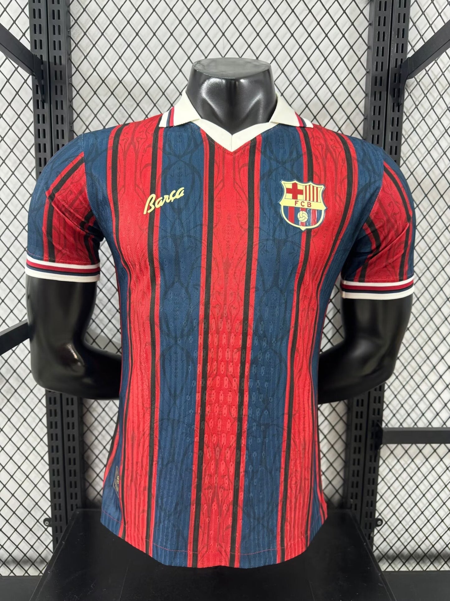 BARCELONA I EDICIÓN ANIVERSARIO 125° HOMBRE (VERSIÓN JUGADOR)