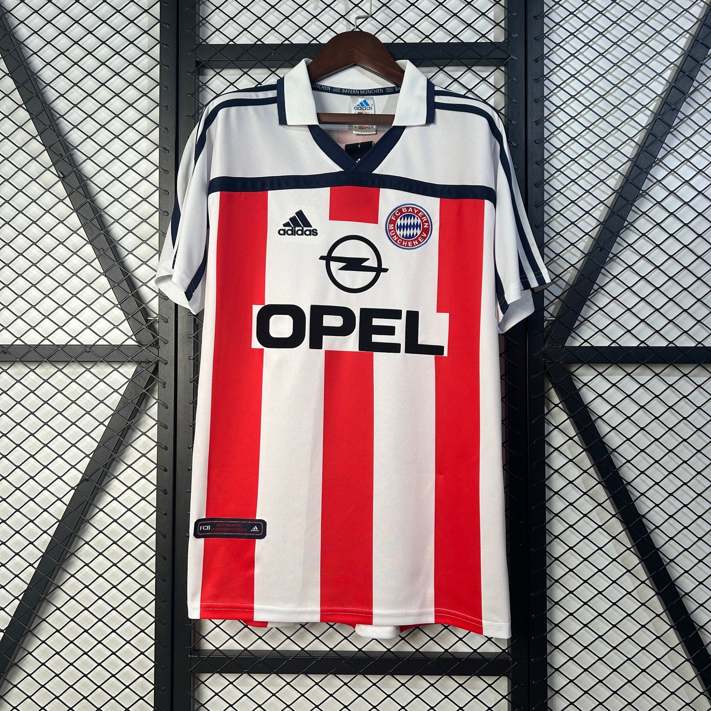 BAYERN DE MUNICH II 00/02 HOMBRE (RETRO)