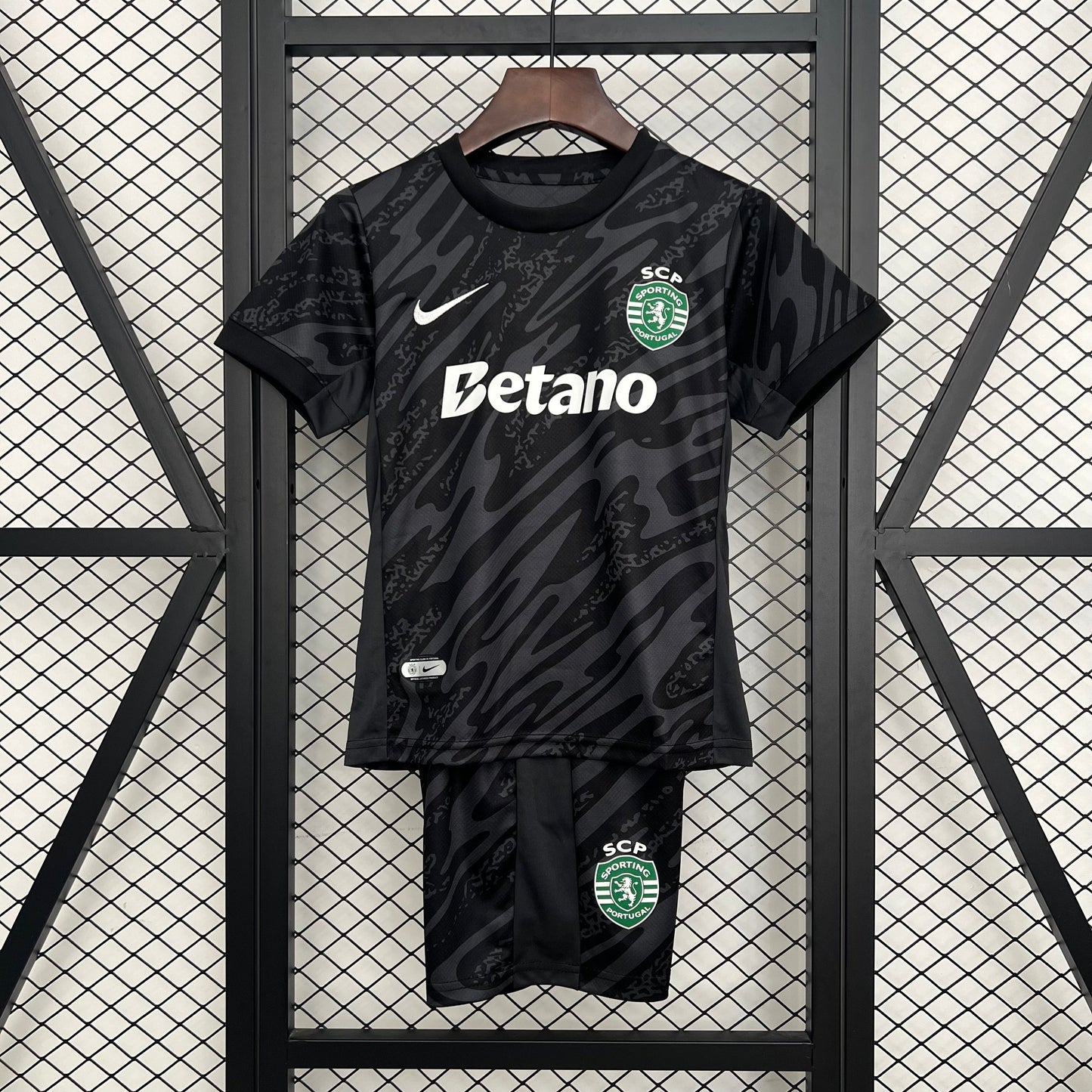 SPORTING LISBOA PORTERO I 25/26 CONJUNTO INFANTIL