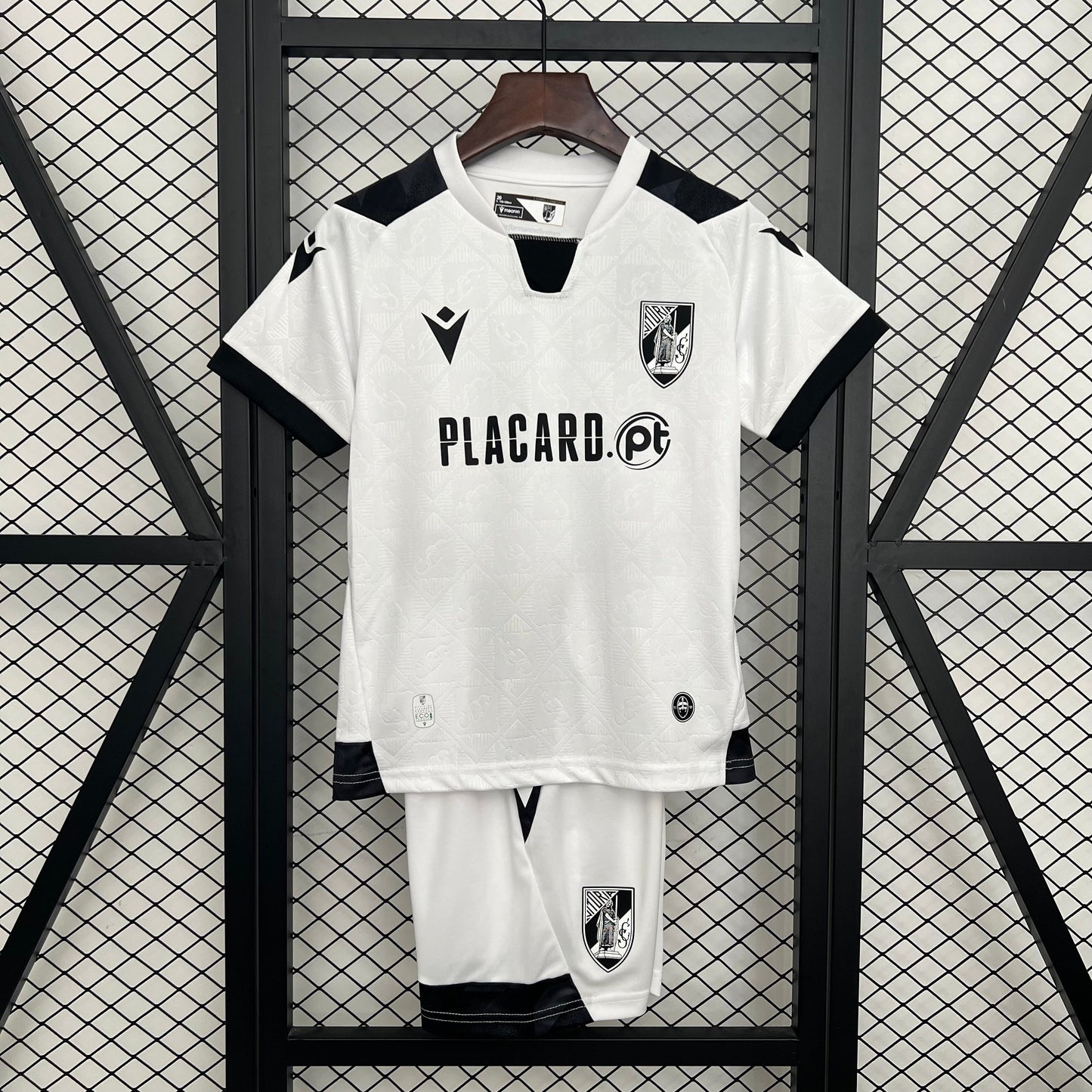 VITÓRIA DE GUIMARÃES I 25/26 CONJUNTO INFANTIL