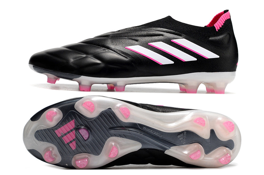 BOTA DE FUTBOL COPA PUREFIRM GROUND BOOTS BLACK AND WHITE ELITE FG