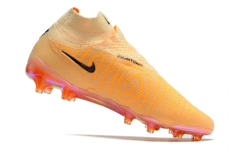 BOTA DE FUTBOL Nike Gripknit Phantom GX Elite Dynamic Fit FG