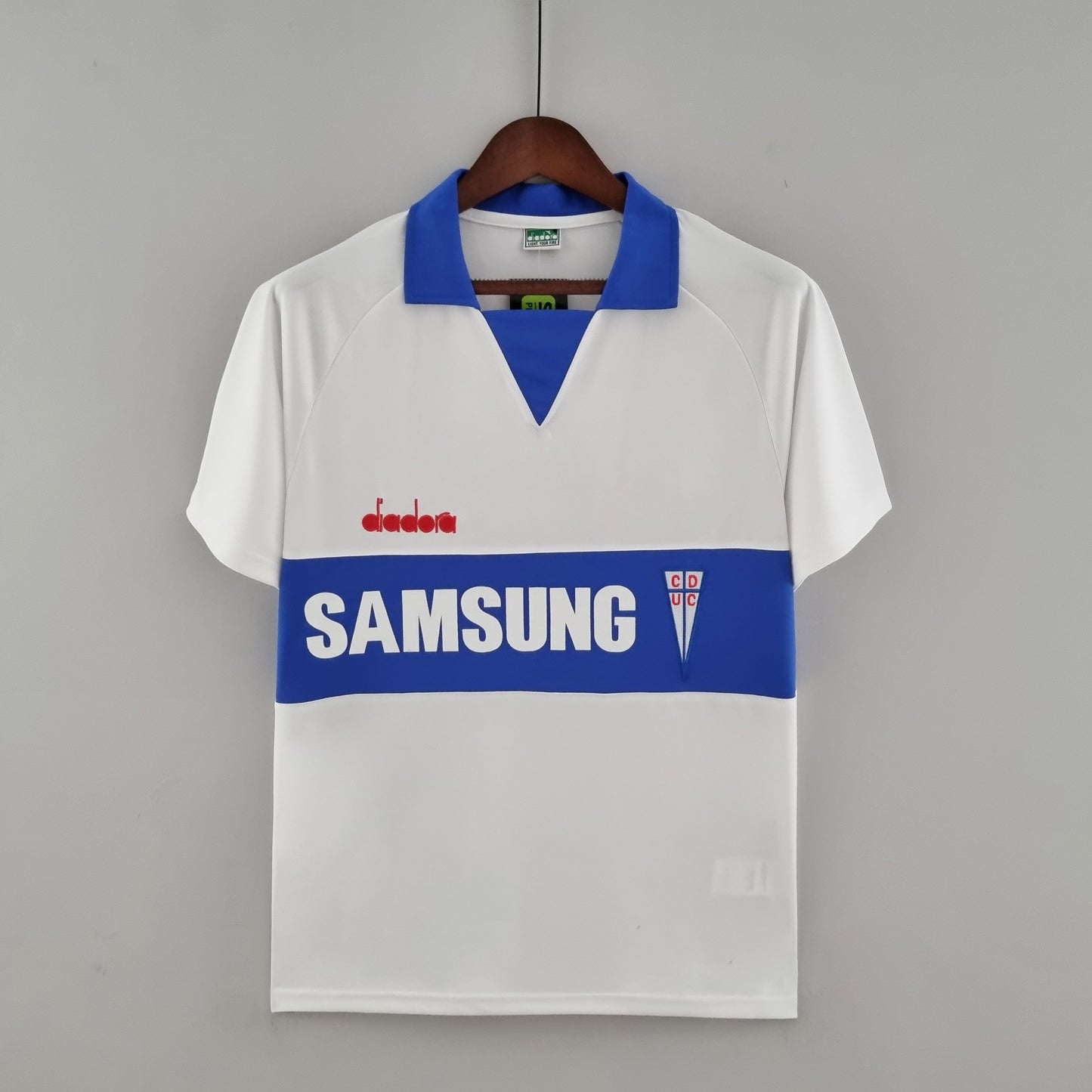 UNIVERSIDAD CATÓLICA I 1993 HOMBRE (RETRO)