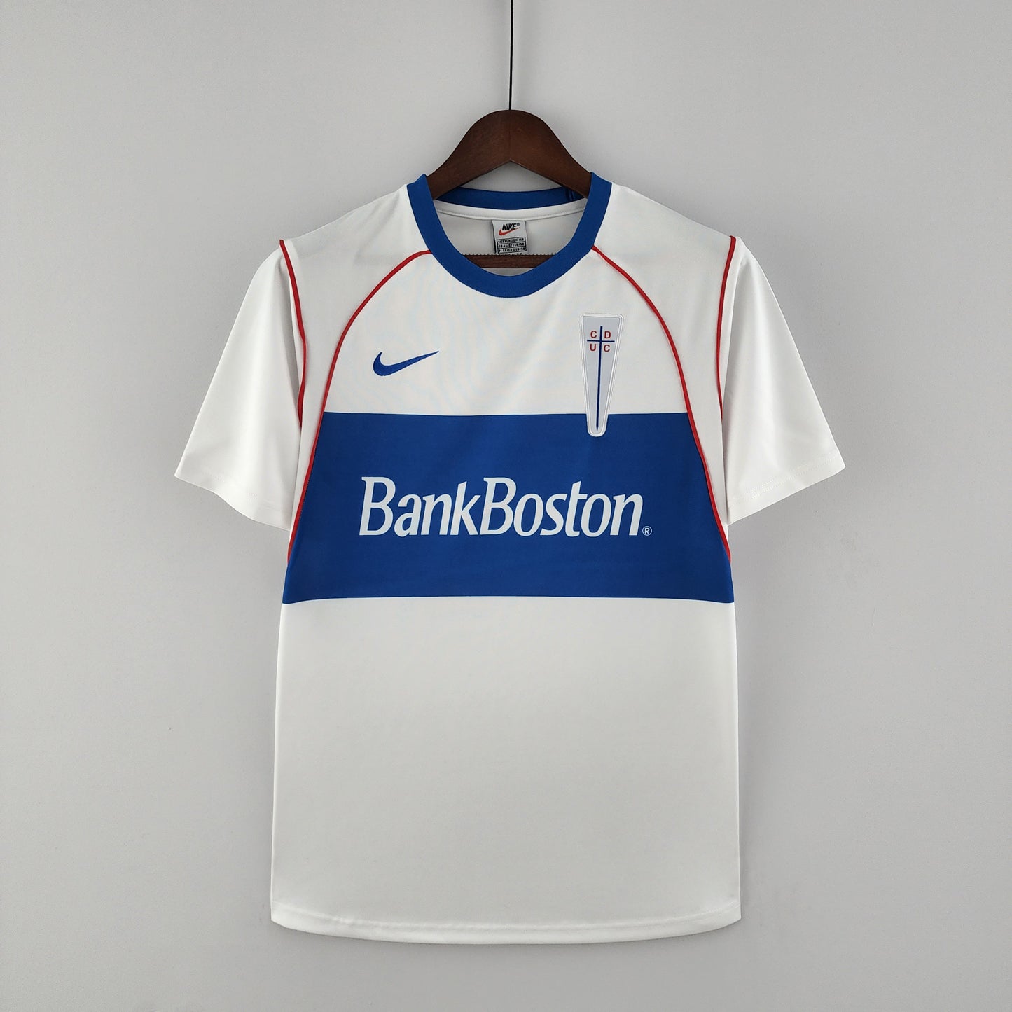 UNIVERSIDAD CATÓLICA I 2002 HOMBRE (RETRO)